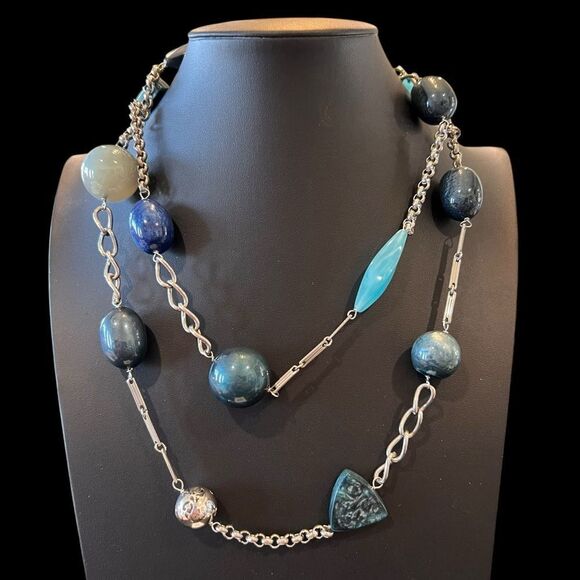 D&G Jewels Blue and Silver Necklace - Picture 3 of 5